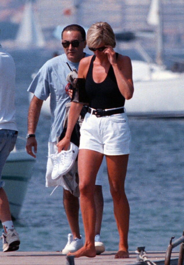 Prinsessan Diana och älskaren Dodi Al Fayed i St Tropez, Frankrike. Prinsessan Diana och älskaren Dodi Al Fayed i St Tropez, Frankrike.