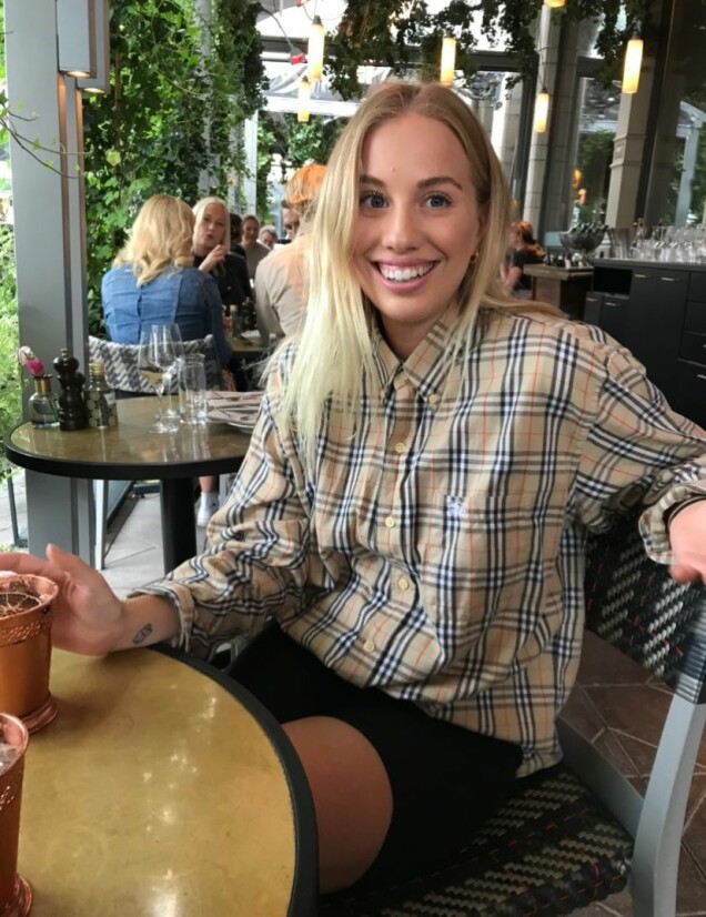 'Även om jag haft det nära fanns det inte på kartan att jag kunde drabbas av cancer', säger Lovisa Ström. 'Även om jag haft det nära fanns det inte på kartan att jag kunde drabbas av cancer', säger Lovisa Ström.