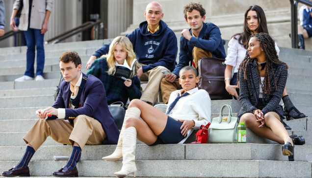 Nya Gossip girl-gänget har intagit trappan. Nya Gossip girl-gänget har intagit trappan.