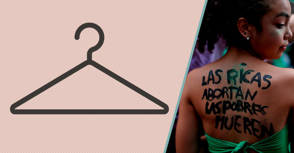 Argentina legaliserar abort! Till höger syns en argentinsk flicka med texten 'rika får abort, fattiga dör' under en demonstration i Buenos Aires. Foto: TT Argentina legaliserar abort! Till höger syns en argentinsk flicka med texten 'rika får abort, fattiga dör' under en demonstration i Buenos Aires. Foto: TT