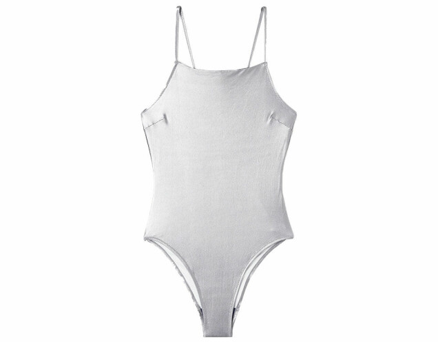 Säsongens finaste badmode 2021 – bikinis och baddräkter