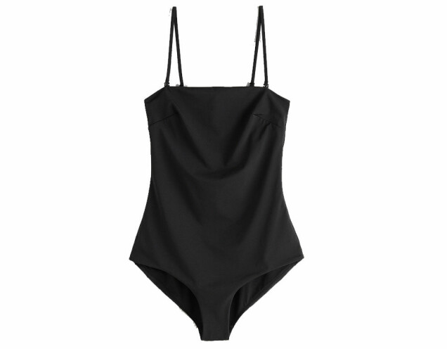 Säsongens finaste badmode 2021 – bikinis och baddräkter