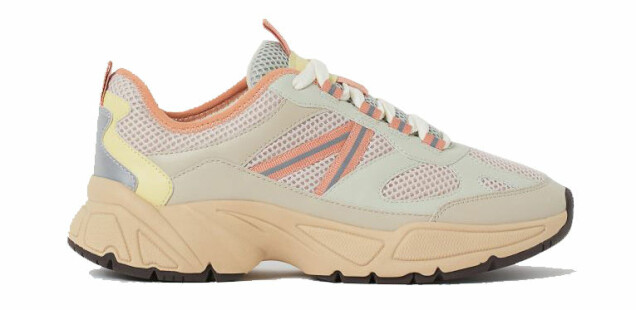 Möt våren i färgglada sneakers – 20 trendiga köptips