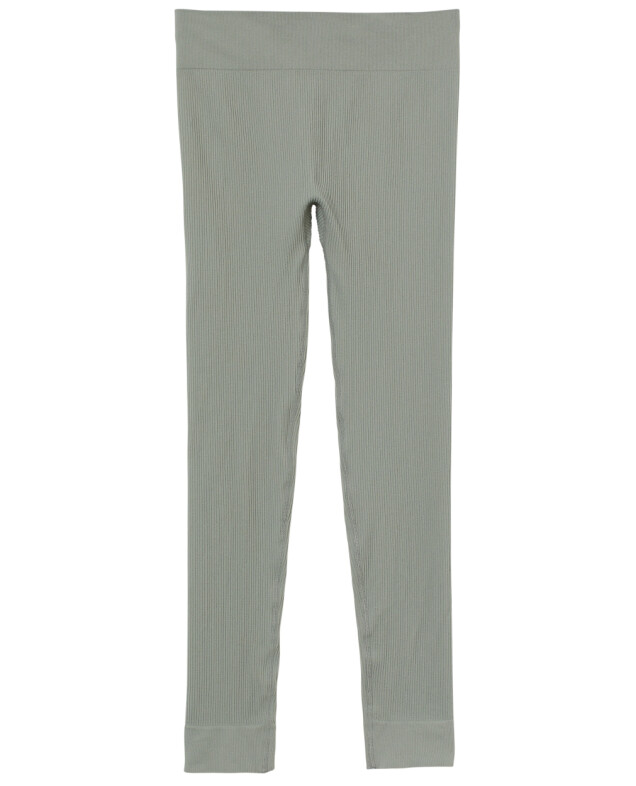 H&M släpper loungewear-kollektion tillsammans med Yrsa Daley-Ward – se den här
