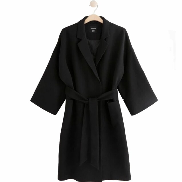 Nu åker vårkappan fram! 19 fina shoppingtips