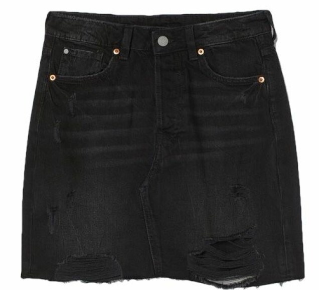 Jeanskjolen är alltid ett säkert kort! Här är 15 snygga köp