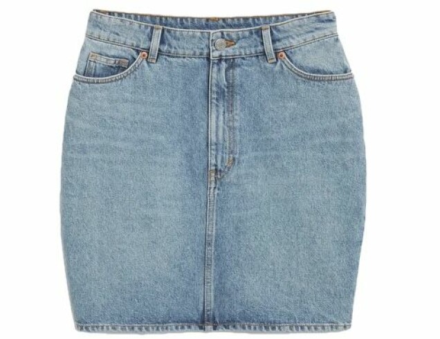 Jeanskjolen är alltid ett säkert kort! Här är 15 snygga köp