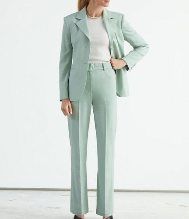 Färgglada kostymer vi vill bära i sommar – 13 snygga köptips