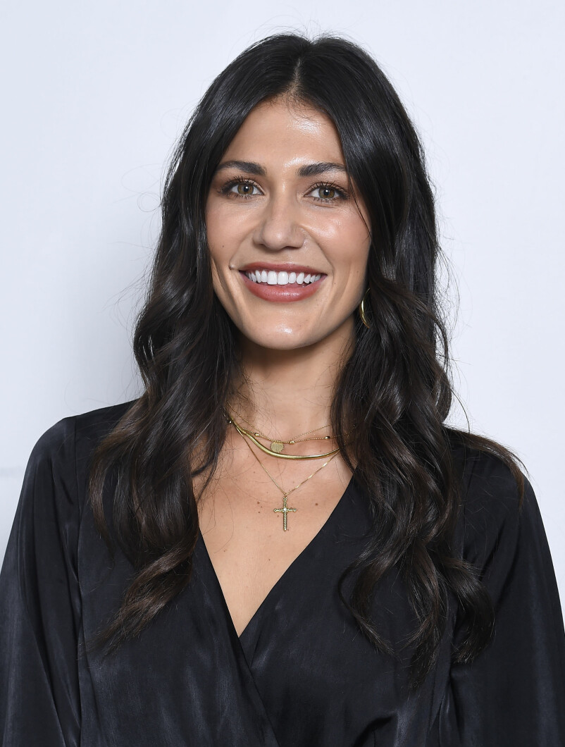 Äldsta systern Sara Montazami. Äldsta systern Sara Montazami.