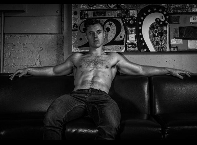 Nolan Gould har deffat rejält under pandemin. Nolan Gould har deffat rejält under pandemin.