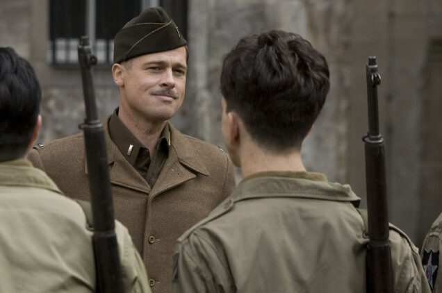 Brad Pitt i Inglourious Basterds. Brad Pitt i Inglourious Basterds.