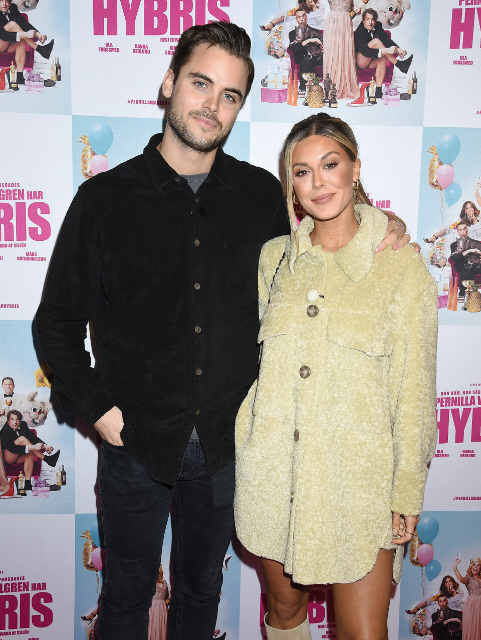 Phillipe Cohen och Bianca Ingrosso på premiären av Pernilla Wahlgrens show Hybris 2020. Phillipe Cohen och Bianca Ingrosso på premiären av Pernilla Wahlgrens show Hybris 2020.
