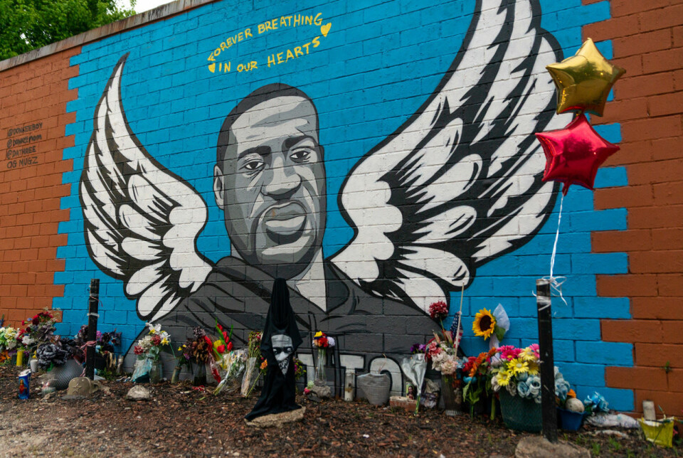 En av många minnesplatser för George Floyd. En av många minnesplatser för George Floyd.