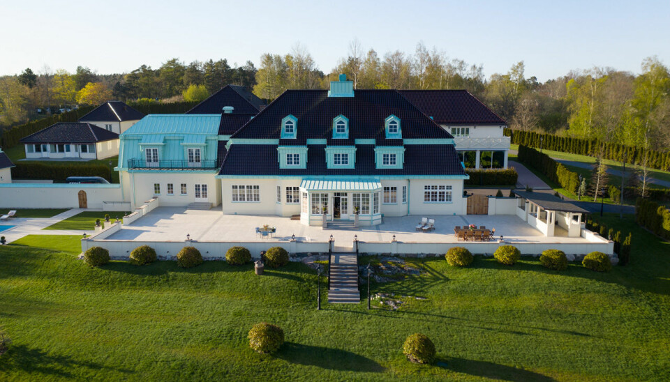 Den vackra villan har en fantastisk terrass. Den vackra villan har en fantastisk terrass.