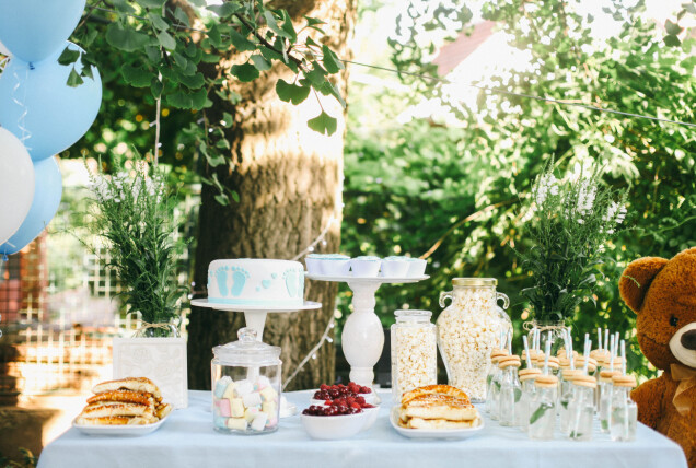 Coronasäkra aktiviteter för en mysig baby shower