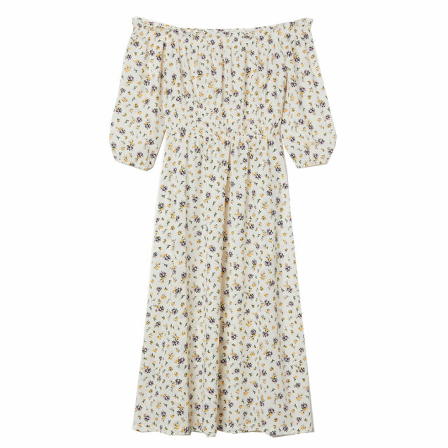 Klicka på bilden för att komma direkt till klänningen. Klicka på bilden för att komma direkt till klänningen.