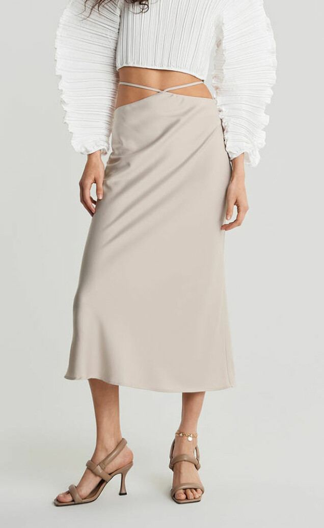 Klicka på bilden för att komma direkt till kjolen. Klicka på bilden för att komma direkt till kjolen.