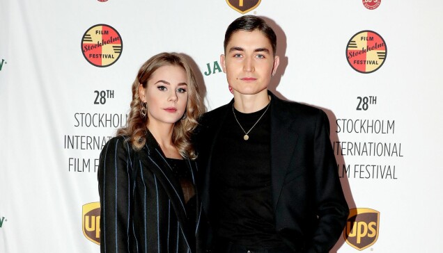 Molly Nutley har varit förlovad med skådis-kollegan Gustav Lindh, och paret dök då och då upp på röda mattan ihop. Molly Nutley har varit förlovad med skådis-kollegan Gustav Lindh, och paret dök då och då upp på röda mattan ihop.