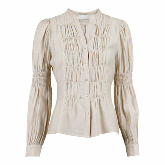 Klicka på bilden för att komma direkt till skjortan. Klicka på bilden för att komma direkt till skjortan.