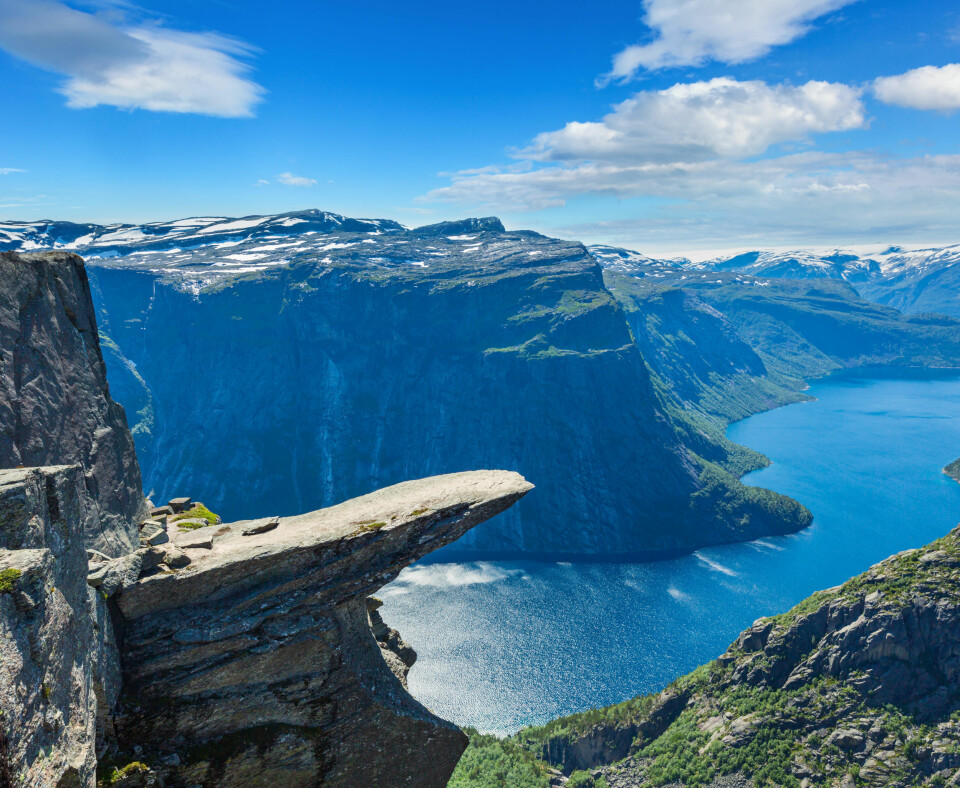 Bada i vin, öl eller mjölkchoklad – här är 6 udda europeiska resmål till din bucketlist
