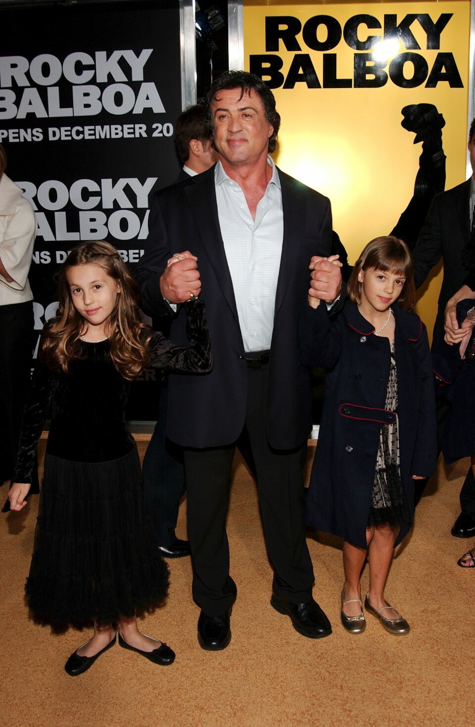 Sophia och Sistine som barn på premiär med pappa Sylvester. Sophia och Sistine som barn på premiär med pappa Sylvester.