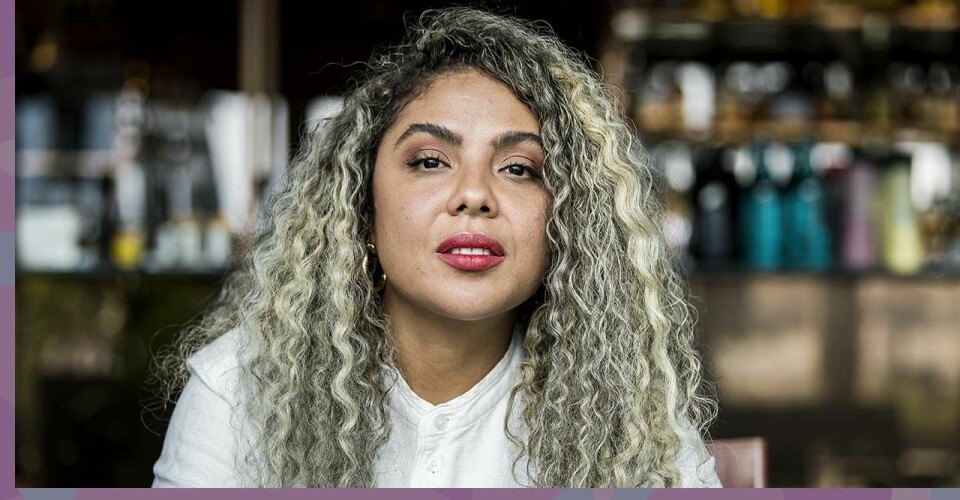 Mapei: Det var fullt på förlossningen – födde hemma ståendes i hallen
