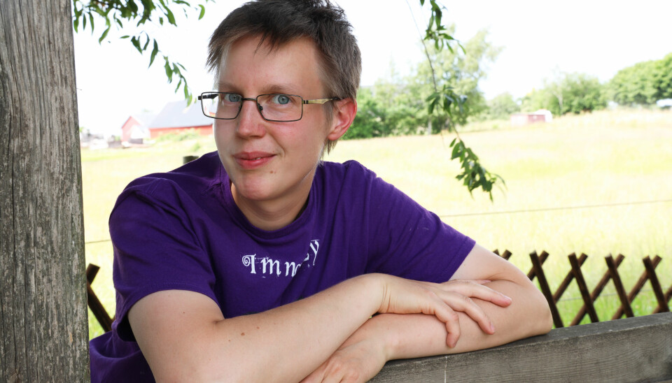 Kim tycker ibland att det är jobbigt att bli felkönad, men tar inte illa upp om han känner att det sker omedvetet. Kim tycker ibland att det är jobbigt att bli felkönad, men tar inte illa upp om han känner att det sker omedvetet.