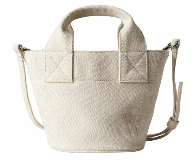 Klicka på bilden för att komma direkt till väskan. Klicka på bilden för att komma direkt till väskan.