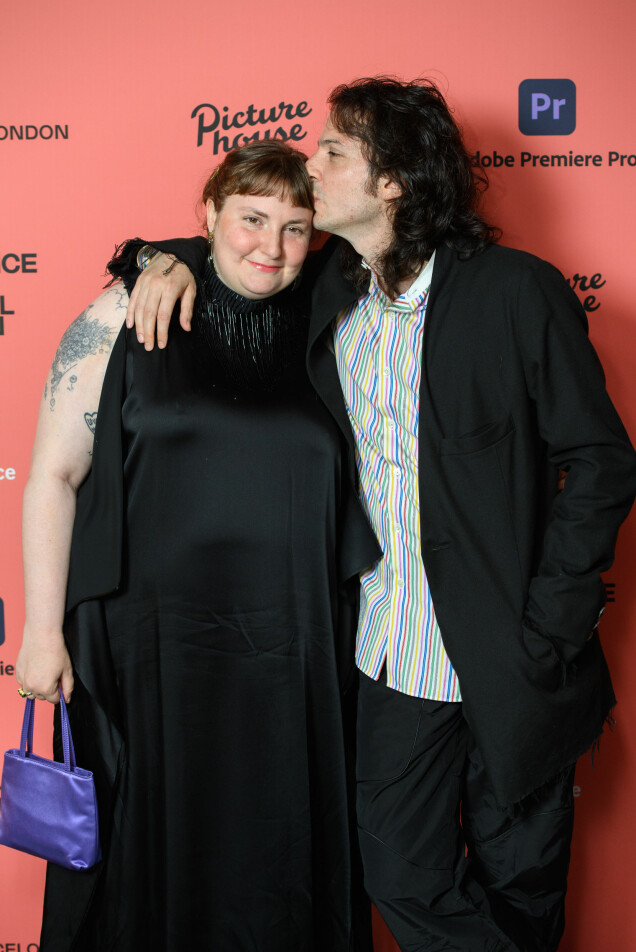Lena Dunham tillsammans med pojkvännen Luis Felber Lena Dunham tillsammans med pojkvännen Luis Felber