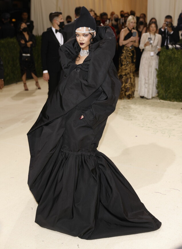 Rihanna. Rihanna.