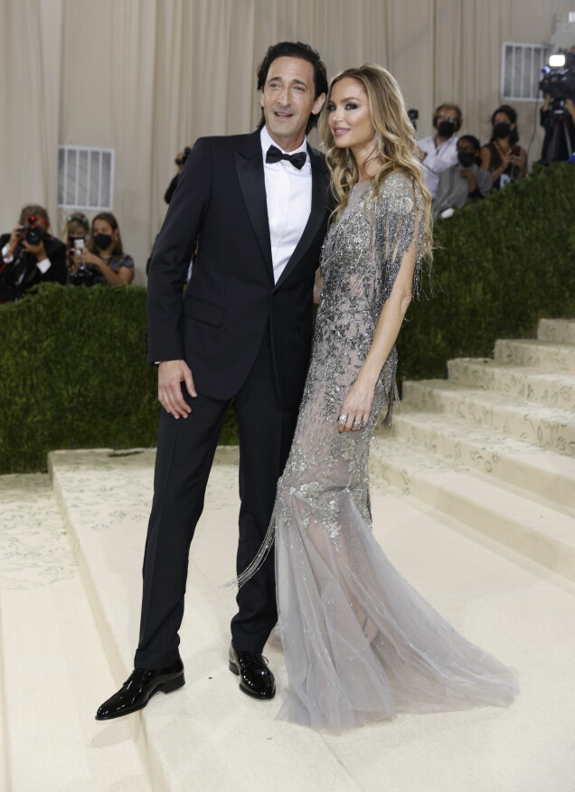 Adrian Brody och Georgina Chapman. Adrian Brody och Georgina Chapman.