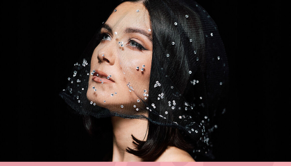 Malin Christin släpper debut-EP om kärlek: Mitt ex förtjänar inga låtar
