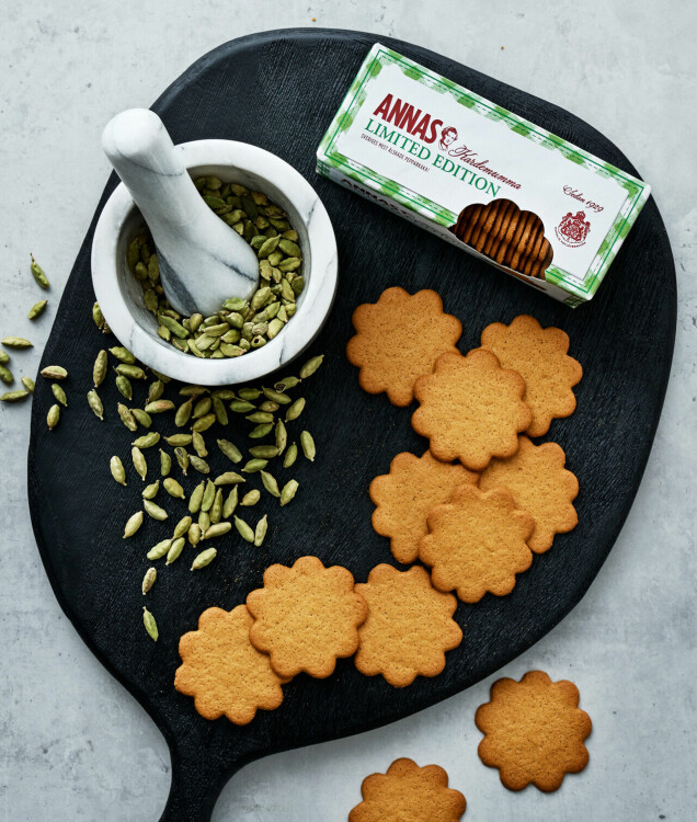 Nu finns Annas pepparkaksglass som pinnglass