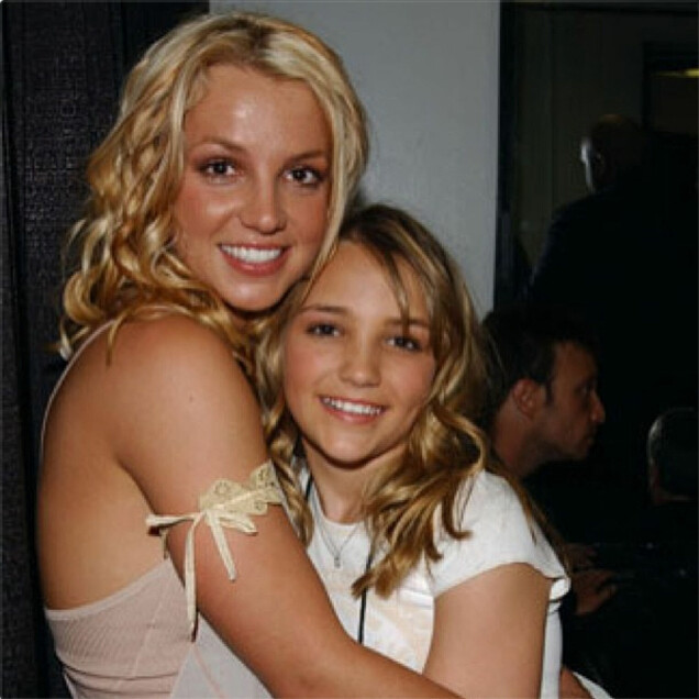 Britney Spears lillasyster Jamie Lynn släpper sina memoarer. Efter att info läckt ut kritiseras hon – för bokens tajming och titel. Britney Spears lillasyster Jamie Lynn släpper sina memoarer. Efter att info läckt ut kritiseras hon – för bokens tajming och titel.