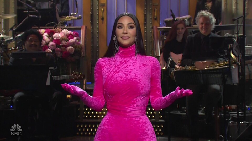 Kim Kardashian hyllades för sin medverkan i Saturday night live. Kim Kardashian hyllades för sin medverkan i Saturday night live.