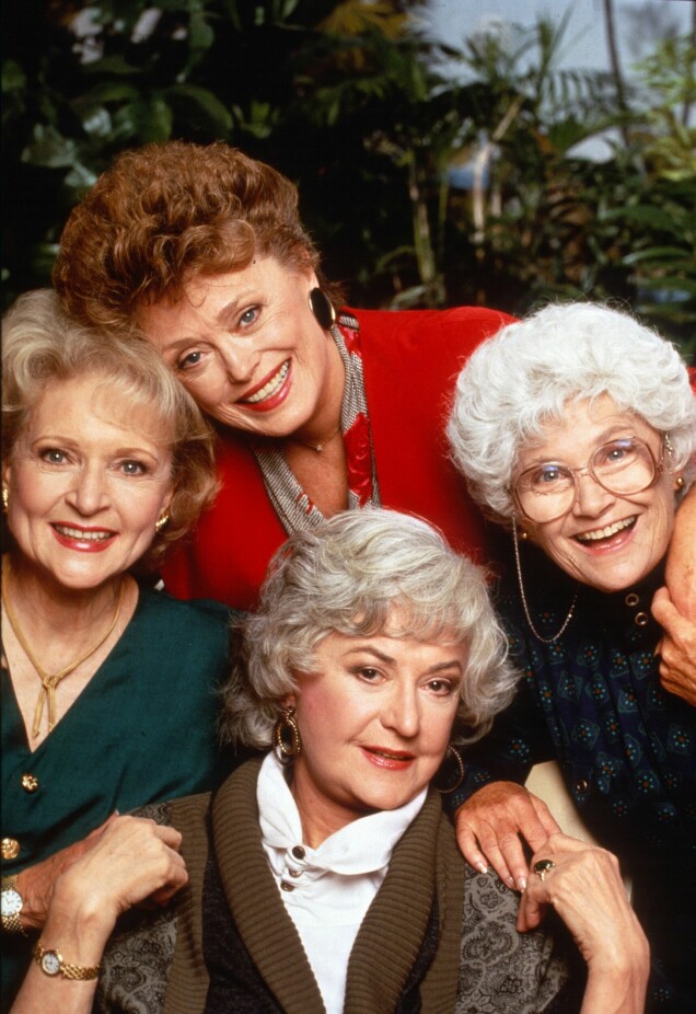 Pantertanter (engelska: The Golden Girls) var en mycket populär amerikansk situationskomedi som från början sändes på lördagskvällar på NBC mellan 1985 - 1992. Pantertanter (engelska: The Golden Girls) var en mycket populär amerikansk situationskomedi som från början sändes på lördagskvällar på NBC mellan 1985 - 1992.