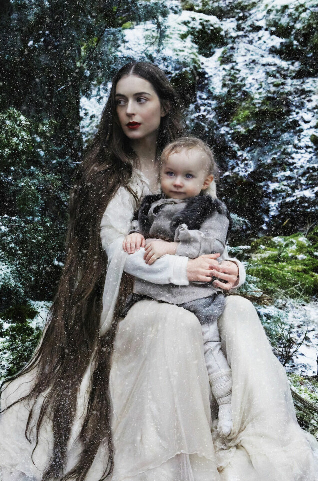 För att se alla bilder och beställa kalendern, spana in Caroline Roosmarks hemsida. För att se alla bilder och beställa kalendern, spana in Caroline Roosmarks hemsida.