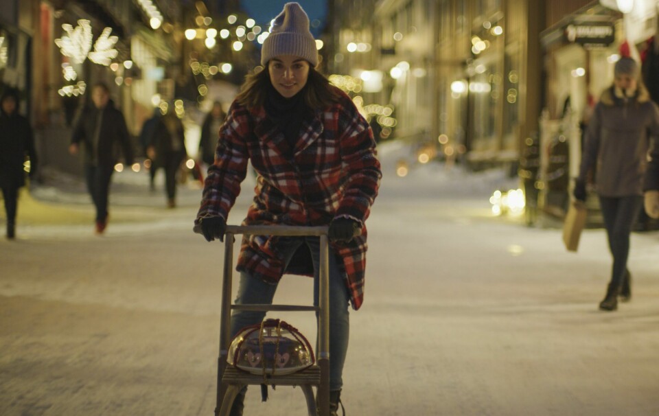 Julkänslan var maxad i Hjem til jul och Hjem til jul 2 som släpptes på Netflix i december 2019 respektiva 2020. Julkänslan var maxad i Hjem til jul och Hjem til jul 2 som släpptes på Netflix i december 2019 respektiva 2020.