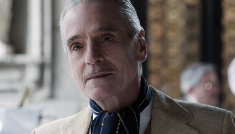 Jeremy Irons gör rollen som Rodolfo Gucci. Jeremy Irons gör rollen som Rodolfo Gucci.