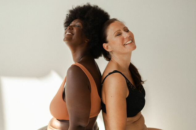 Celluliter, bristningar och ärr – därför är kvinnor missnöjda med sin hud