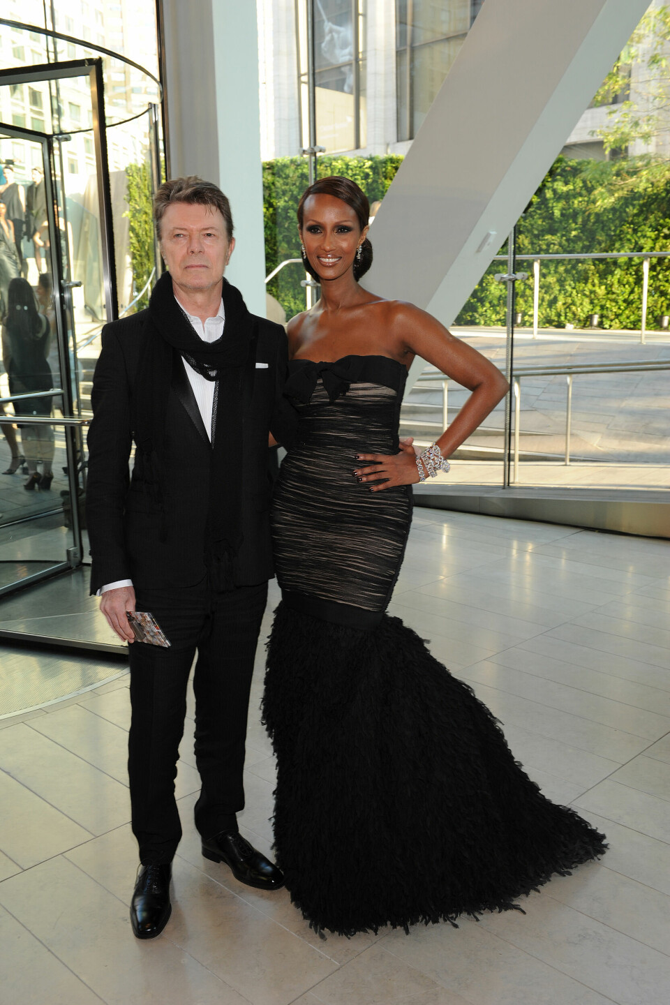 David Bowie och hustrun Iman några år innan hans bortgång, 2010. David Bowie och hustrun Iman några år innan hans bortgång, 2010.