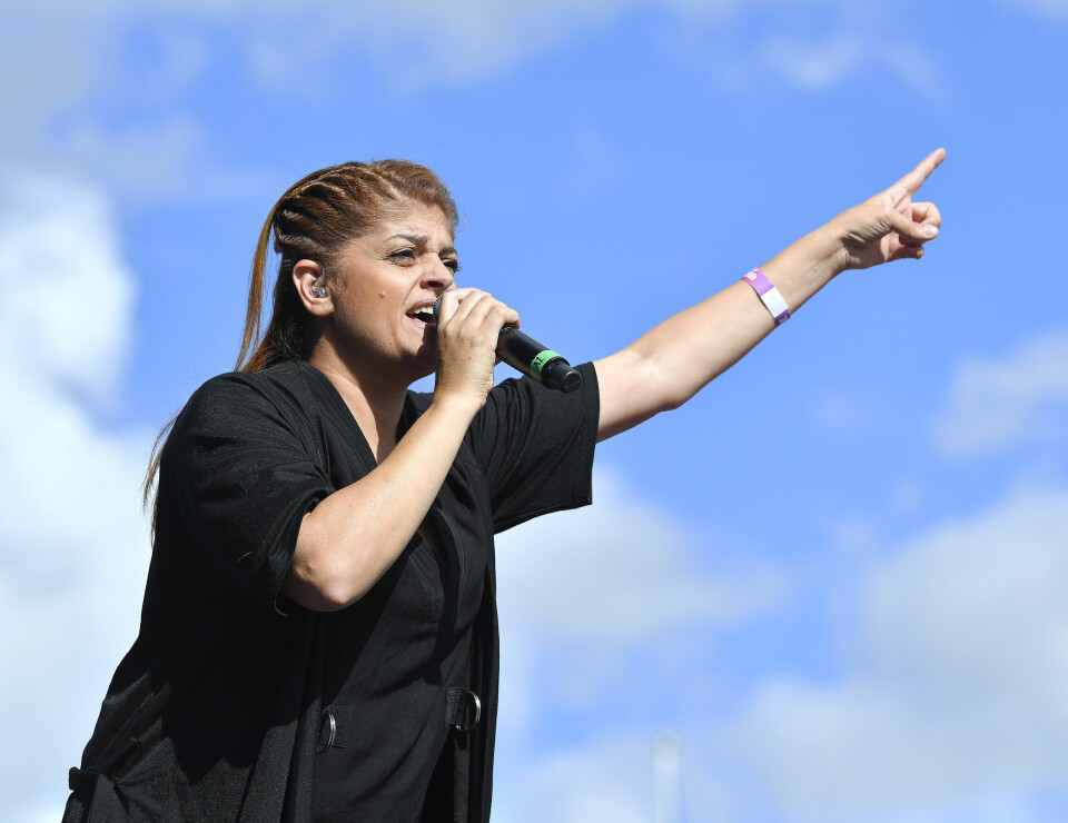 Dilba på festivalen Vi som älskar 90-talet. Dilba på festivalen Vi som älskar 90-talet.