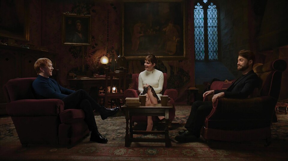 Rupert Grint, Emma Watson och Daniel Radcliffe har satt sig i en välkänd miljö. Rupert Grint, Emma Watson och Daniel Radcliffe har satt sig i en välkänd miljö.