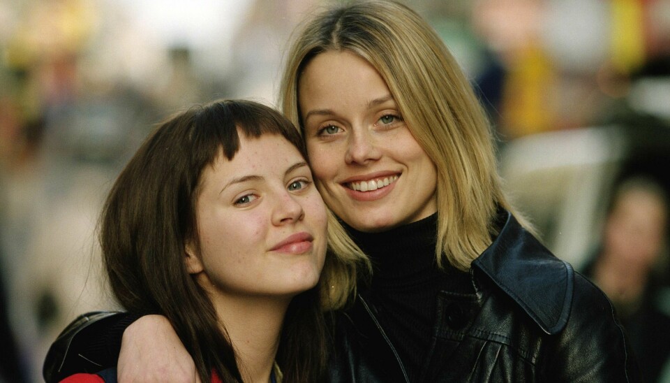 Helena af Sandeberg och Alexandra Dahlström inför premiären av Tomten är far till alla barnen 1999. Helena af Sandeberg och Alexandra Dahlström inför premiären av Tomten är far till alla barnen 1999.