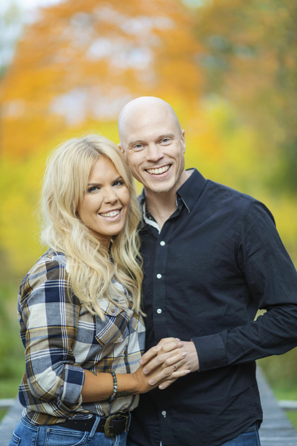 Maxine och Emil träffades genom SVT-programmet i Gift vid första ögonkastet 2020. Maxine och Emil träffades genom SVT-programmet i Gift vid första ögonkastet 2020.