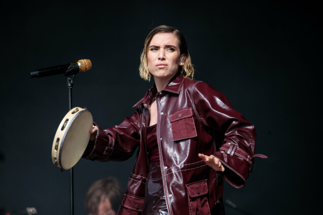 Lykke Li showar loss i Hyde Park i London sommaren 2019. Lykke Li showar loss i Hyde Park i London sommaren 2019.