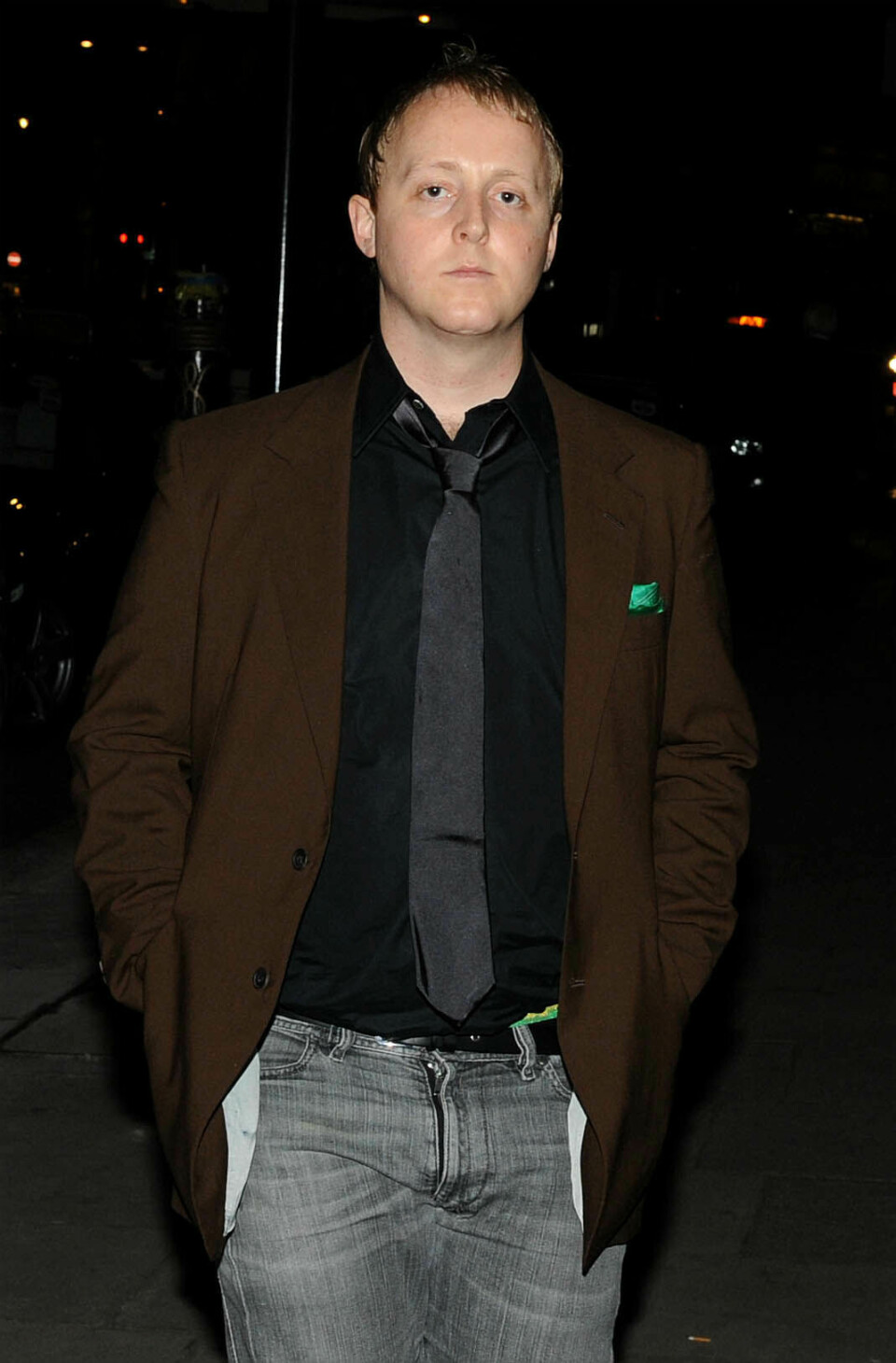 James McCartney som vuxen, känner du igen ansiktsdragen från någon annan mån tro? James McCartney som vuxen, känner du igen ansiktsdragen från någon annan mån tro?