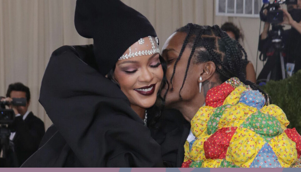 Rihanna väntar barn med ASAP Rocky – visar upp gravidmagen