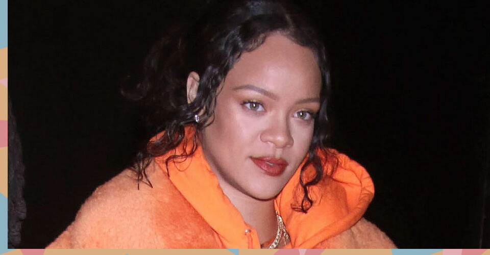 Rihanna visar privat gravidbild på växande magen
