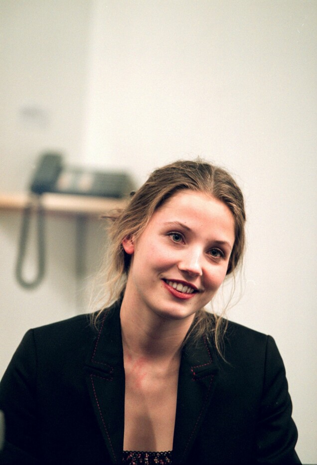 Här är Tuva Novotny i filmen de Osynliga 2002. Här är Tuva Novotny i filmen de Osynliga 2002.